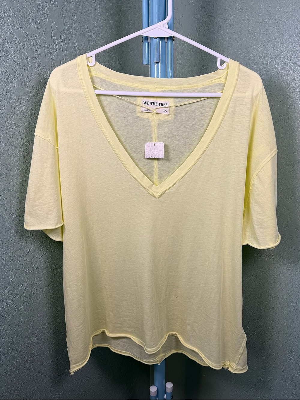 WE THE FREE Nina V-Neck Top . NWT